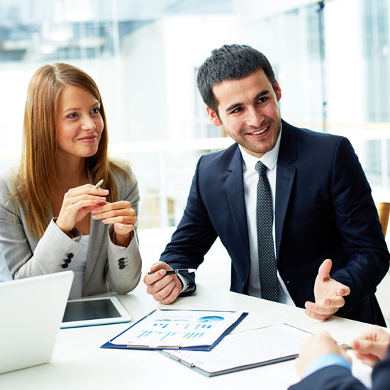 Have a unique aura by conversing confidently in social and professional environments